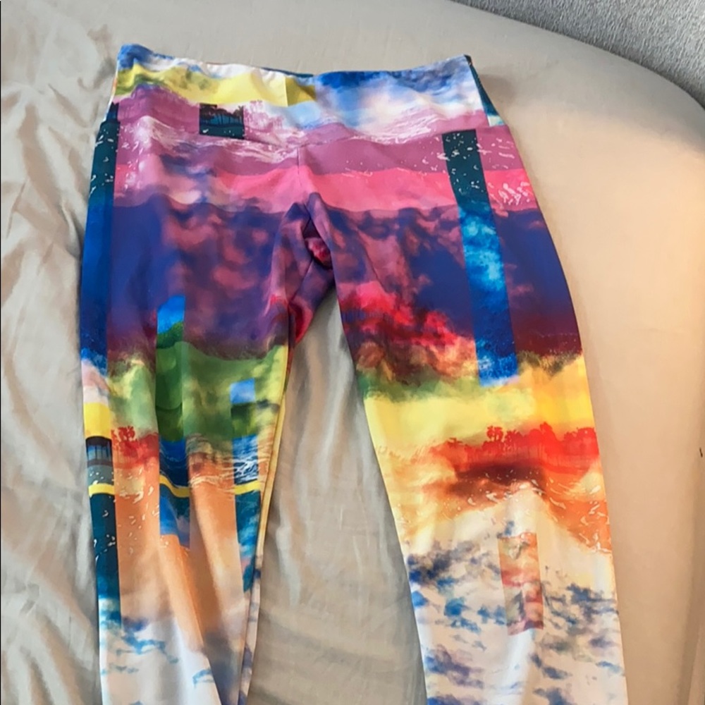 Onzie crop leggings